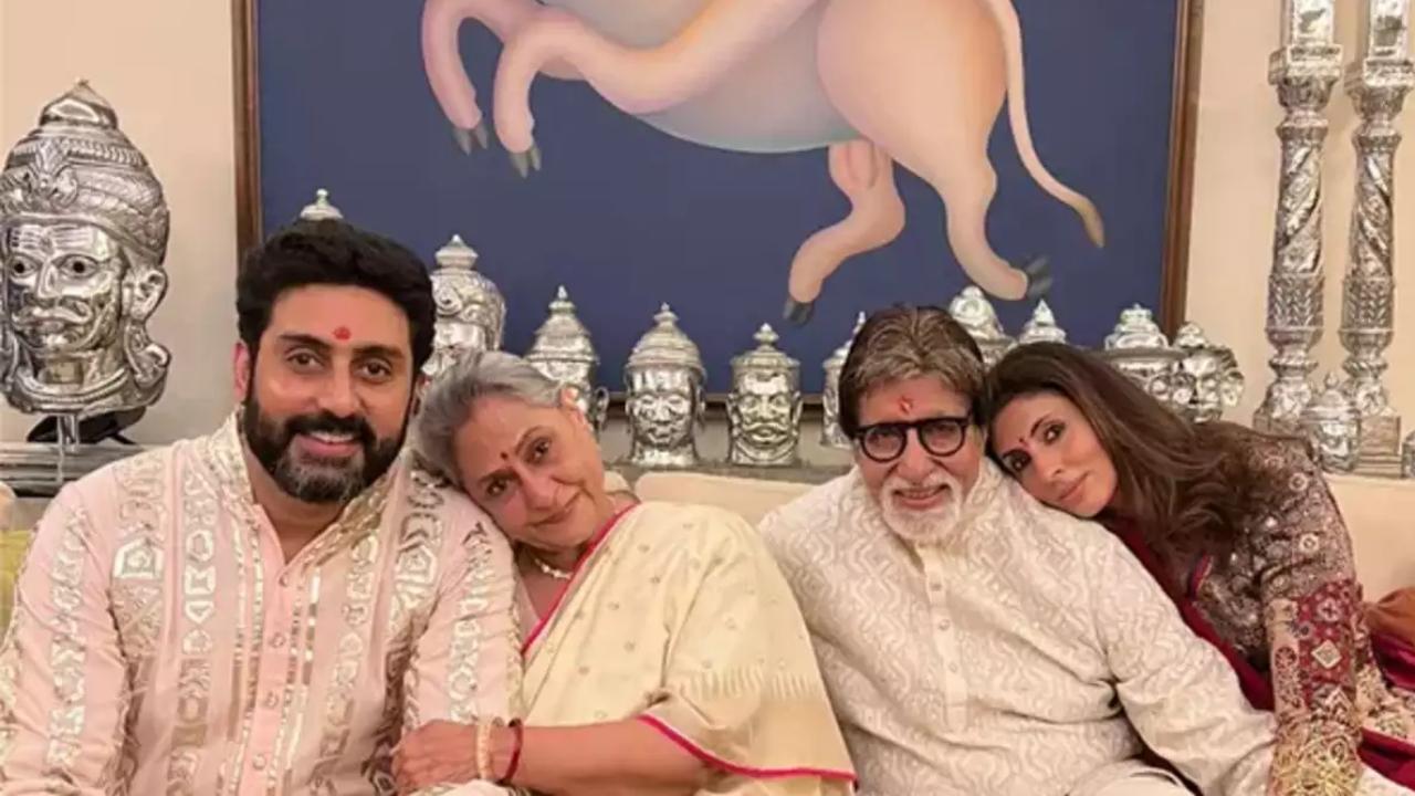 Jaya Bachchan complains about Amitabh Bachchan, Shweta Bachchan reacts
